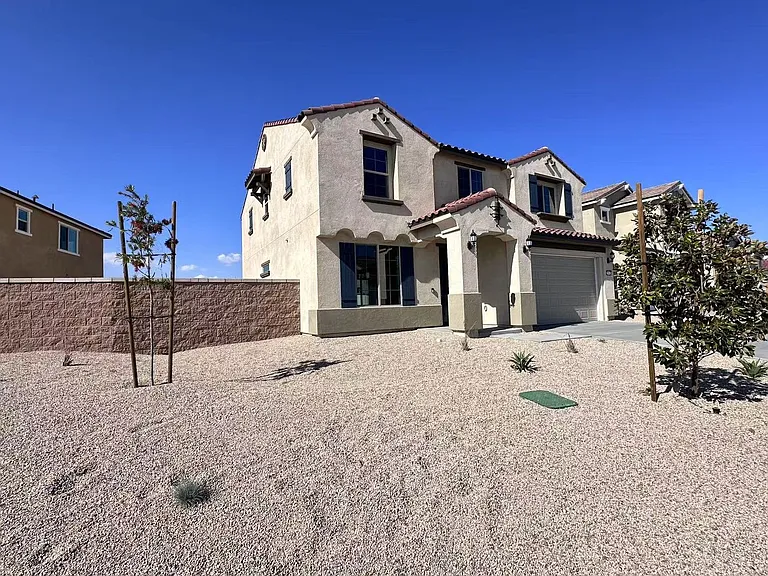 29662 Courage Ct — Photo 2