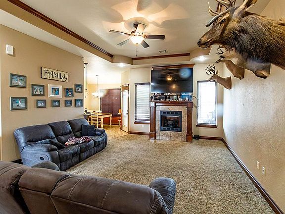 3rd image of 1414 Limestone Way