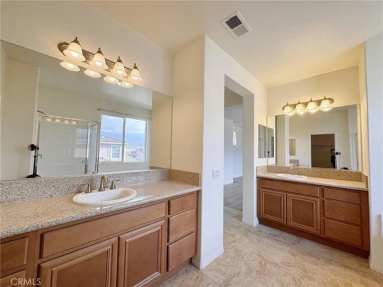 13284 Campolina Dr — Photo 37
