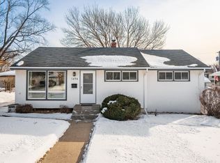 1494 Etna St N, Saint Paul, MN 55106