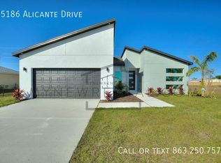 25186 Alicante Dr, Punta Gorda, FL 33955