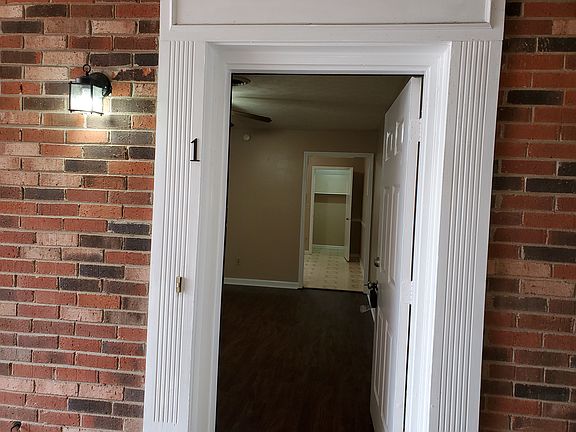2nd image of 138 Hibiscus Dr #1