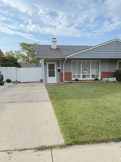 It is rented now. 
Other homes available at this time: 
1) 1788, Bristol Walk Dr, Hoffman Estates, IL - 2 Bed, 1.5 bath, 2 story - $1450/mo.