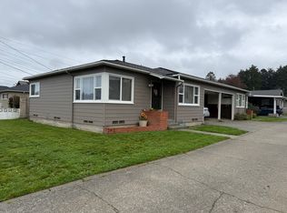 4153 Walnut Dr, Eureka, CA 95503