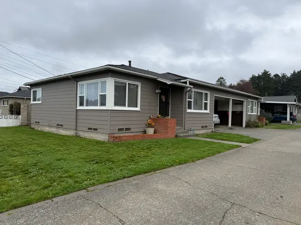 4153 Walnut Dr, Eureka, CA 95503