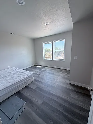 404 66th Ave Photo 1