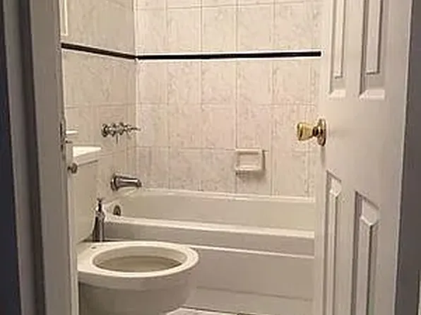 155 East 30th Street image 7 of 10