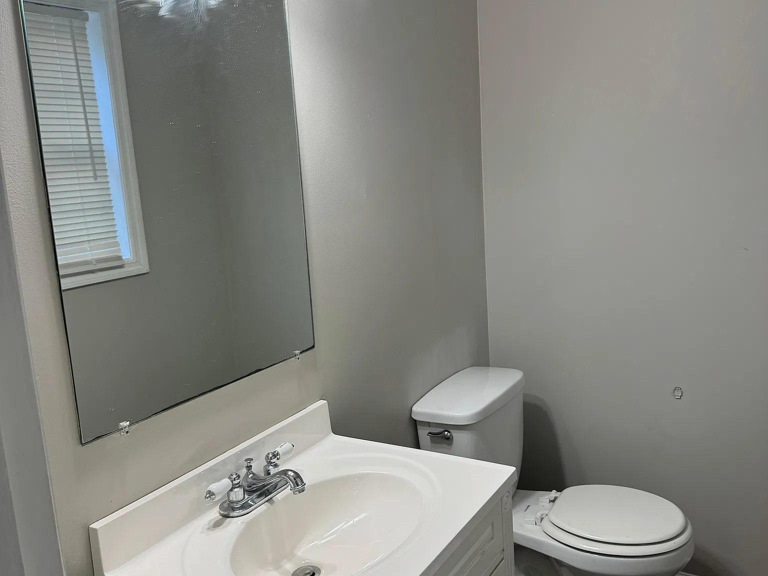 3 bed, 1080 sqft, $1,350 — Photo 4