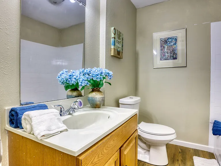 Gateway Grove — Photo 3