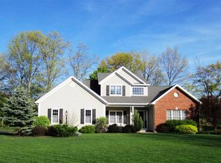 21 Praise Ln, Glenville, NY 12302