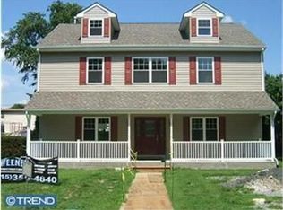 15018 Carter Rd, Philadelphia, PA 19116