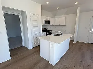 1222 Saddle Dr — Photo 3