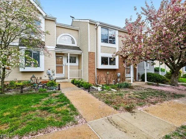 120 Long Acre Ct, Hillsborough Twp., NJ 08844