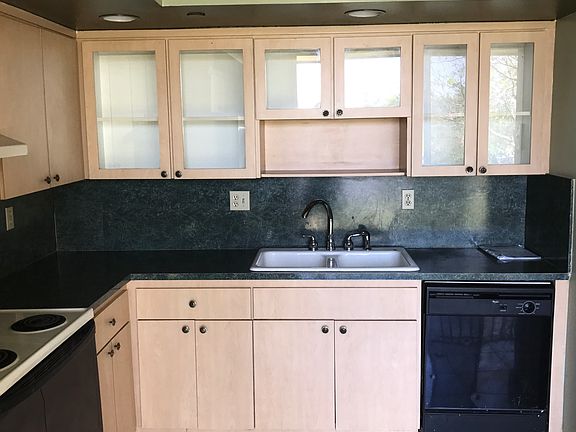 5th image of 8760 SW 133rd Ave APT 223