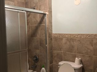 985 Oak St APT 3, Wyandotte, MI 48192