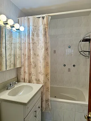 Sold by High Class Realty SB LLC | media 4