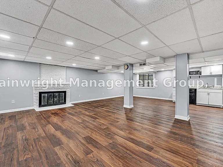 4374 Sheldon Dr — Photo 16