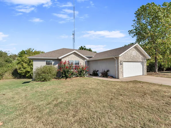 1407 Raspberry Court, Nixa, MO 65714