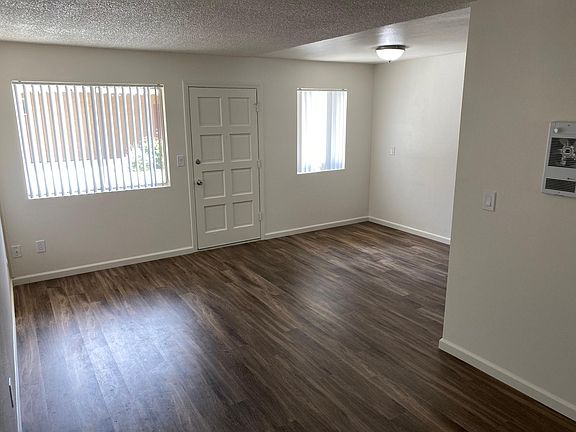 5th image of 2039 L Ave #3