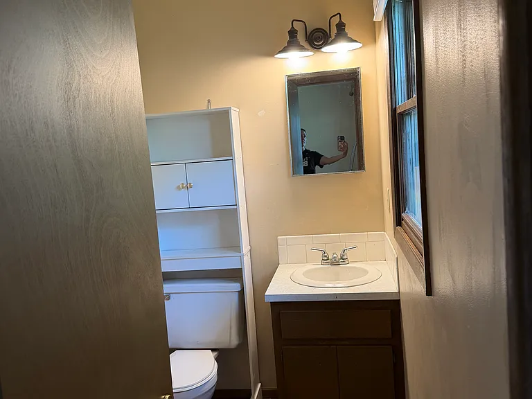 2015 E Idlewild St — Photo 11