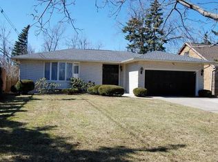 493 Ruskin Rd, Amherst, NY 14226