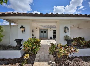 376 Pirates Bight, Naples, FL 34103