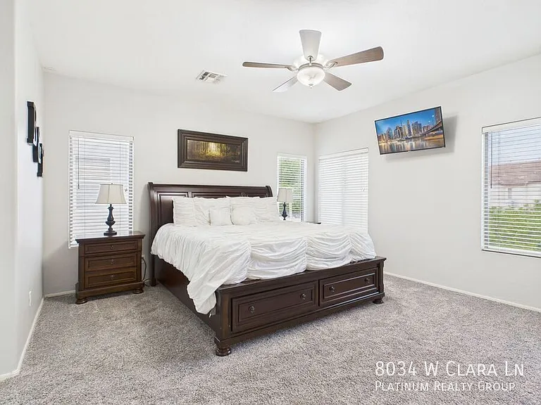 8034 W Clara Ln — Photo 13
