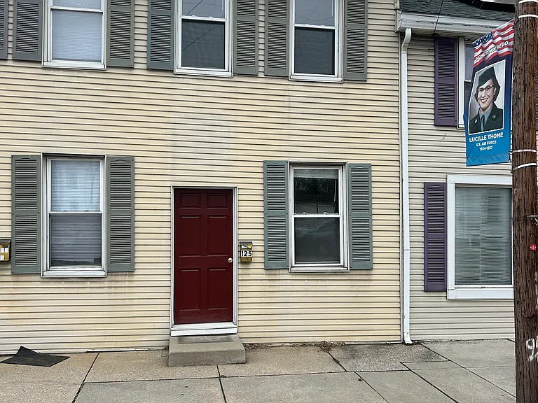 125 W Main St — Photo 2