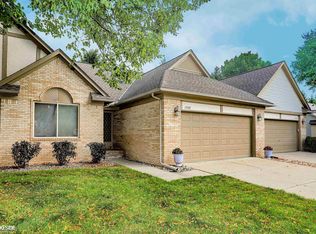 15357 Pebble Pointe Dr, Clinton Township, MI 48038