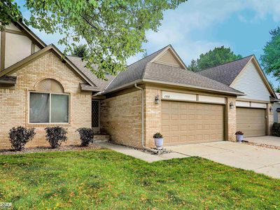 15357 Pebble Pointe Dr, Clinton Township, MI, 48038