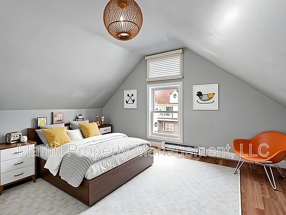 4th image of 79 Derby St #2