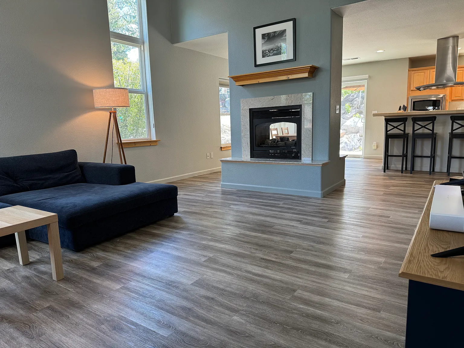 10075 Nicolas Dr — Photo 3
