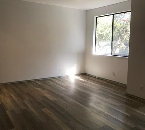 Dining room, just off kitchen and living room