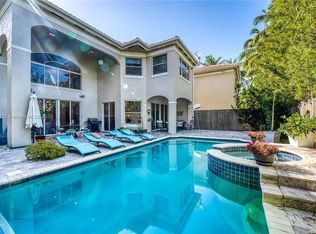 19433 38th Ct, Sunny Isles Beach, FL 33160
