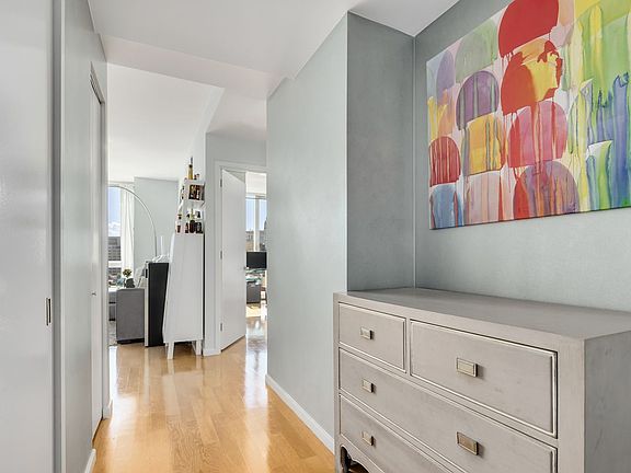5th image of 200 Chambers St APT 17F