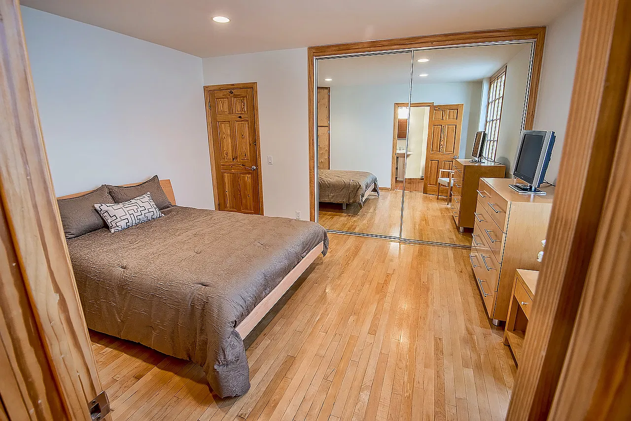 1 bed, 712 sqft, $6,699 — Photo 2
