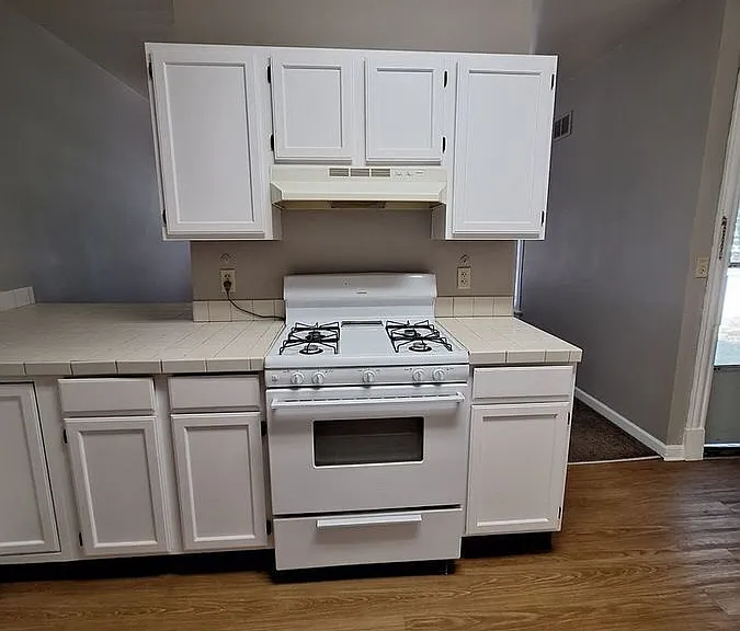 207 E Southern Ave #1 — Photo 5