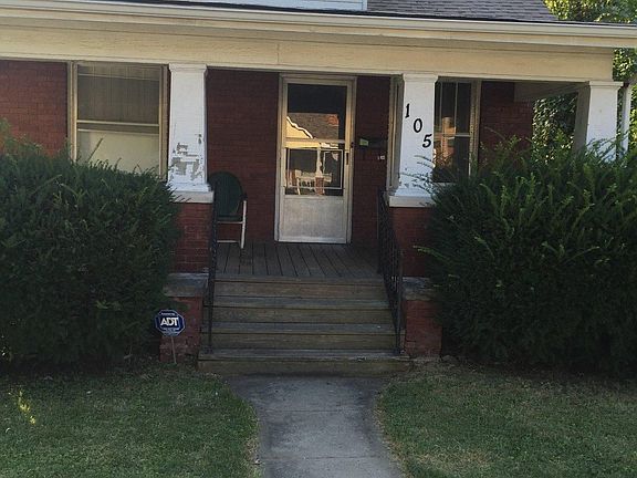 3rd image of 105 Venice Park