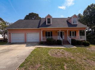 6124 Lake Trail Dr, Fayetteville, NC 28304