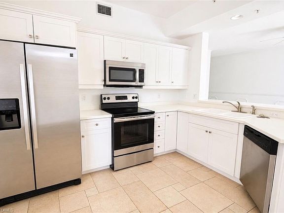 3rd image of 410 Bayfront PL #2308