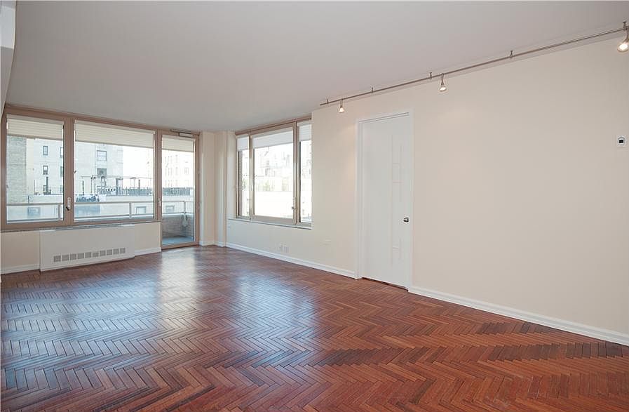 1st image of 30 E 85th St APT 9D