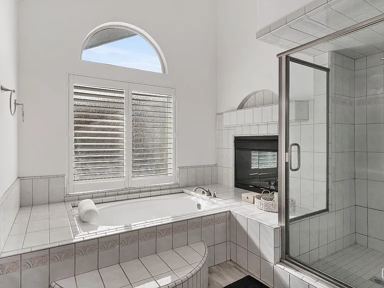 14601 Harvest Crest Ave — Photo 13