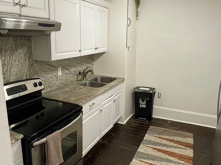 1300 Gov Nicholls St #3 — Photo 4