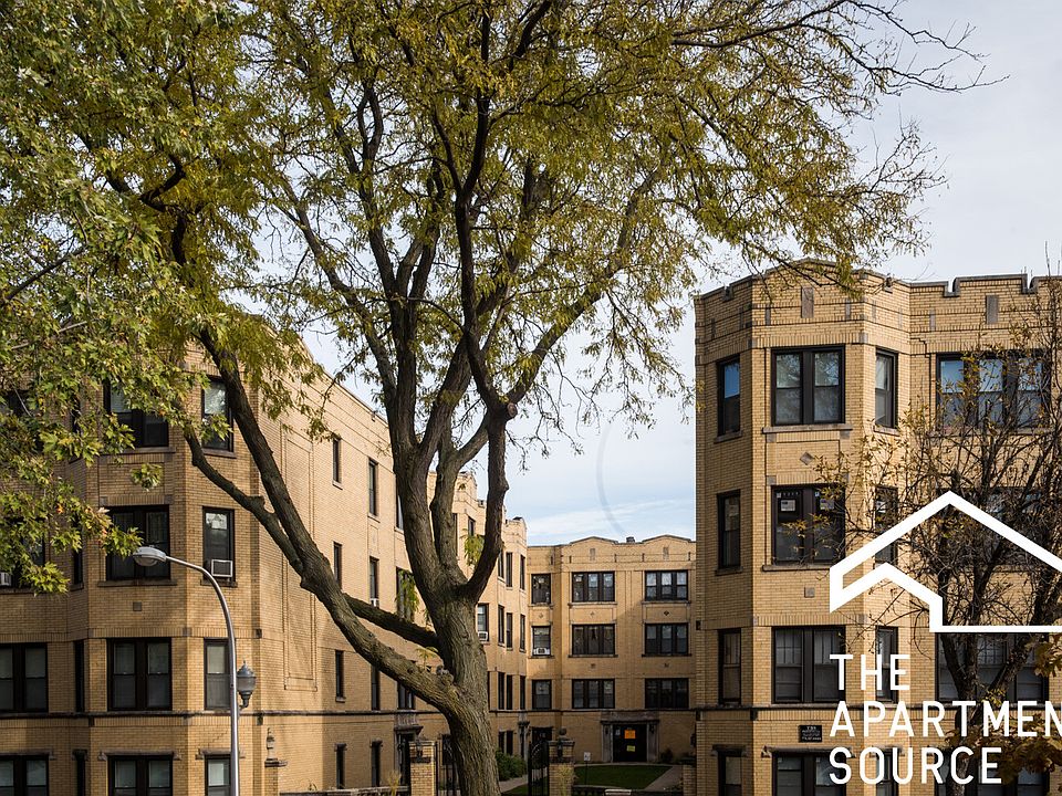 1st image of 3819 N Greenview Ave APT 2s