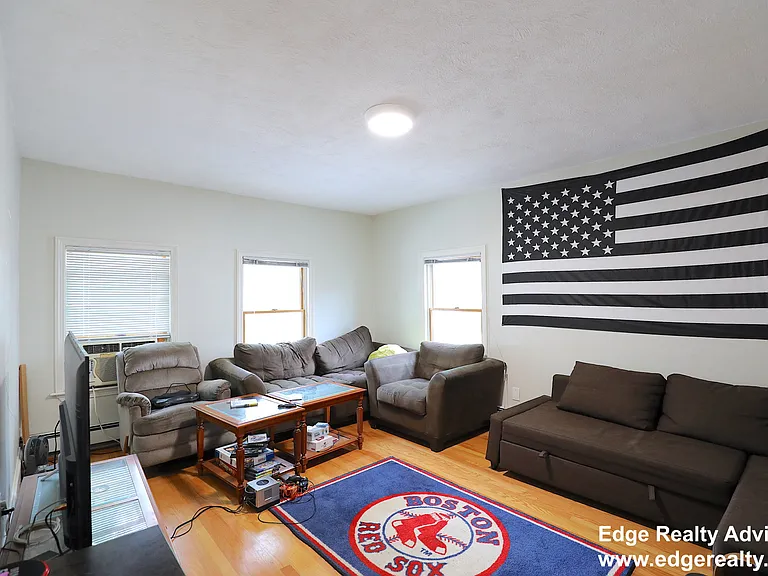 46 Shannon St #2 — Photo 9