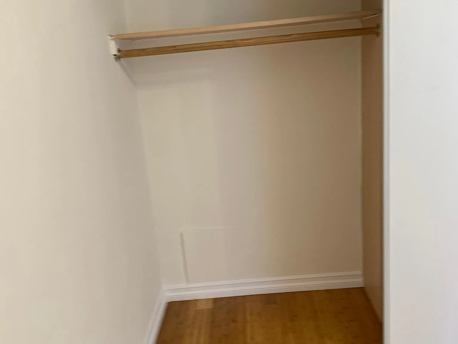 1810 N Bronson Ave — Photo 3