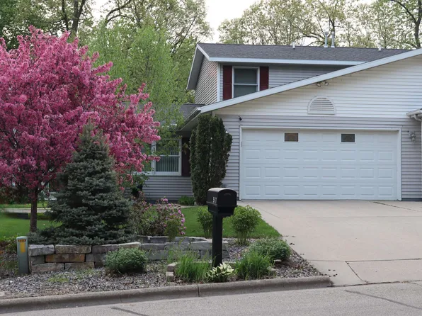 517 Prospect Cir, Shawano, WI 54166