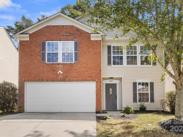 6007 Shortleaf Pine Ct, Charlotte, NC 28215