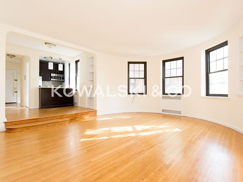 1st image of 290 6th Ave APT 3B