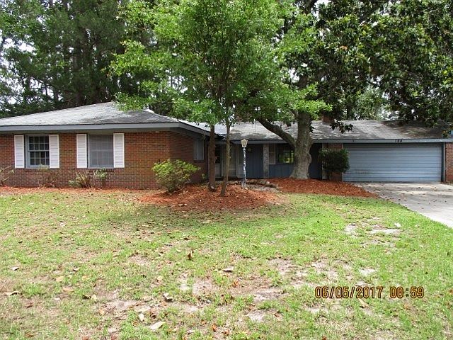 1st image of 184 Fairway Oaks Dr